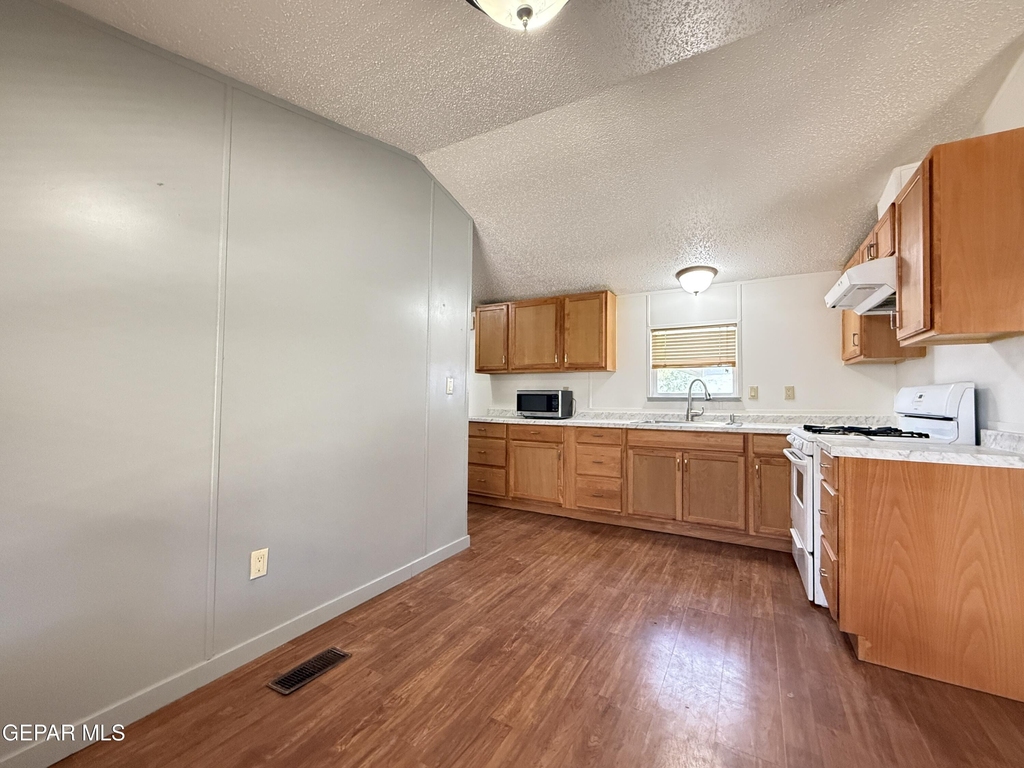 5941 Sixta Drive - Photo 20