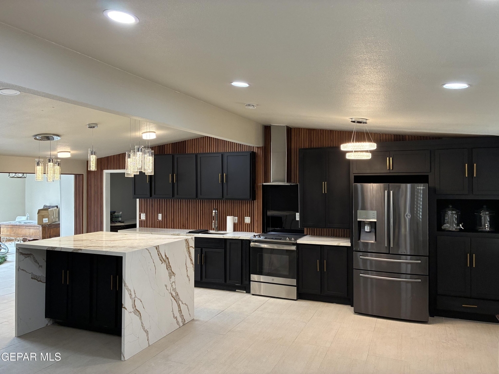 8316 W H Burges Drive - Photo 3