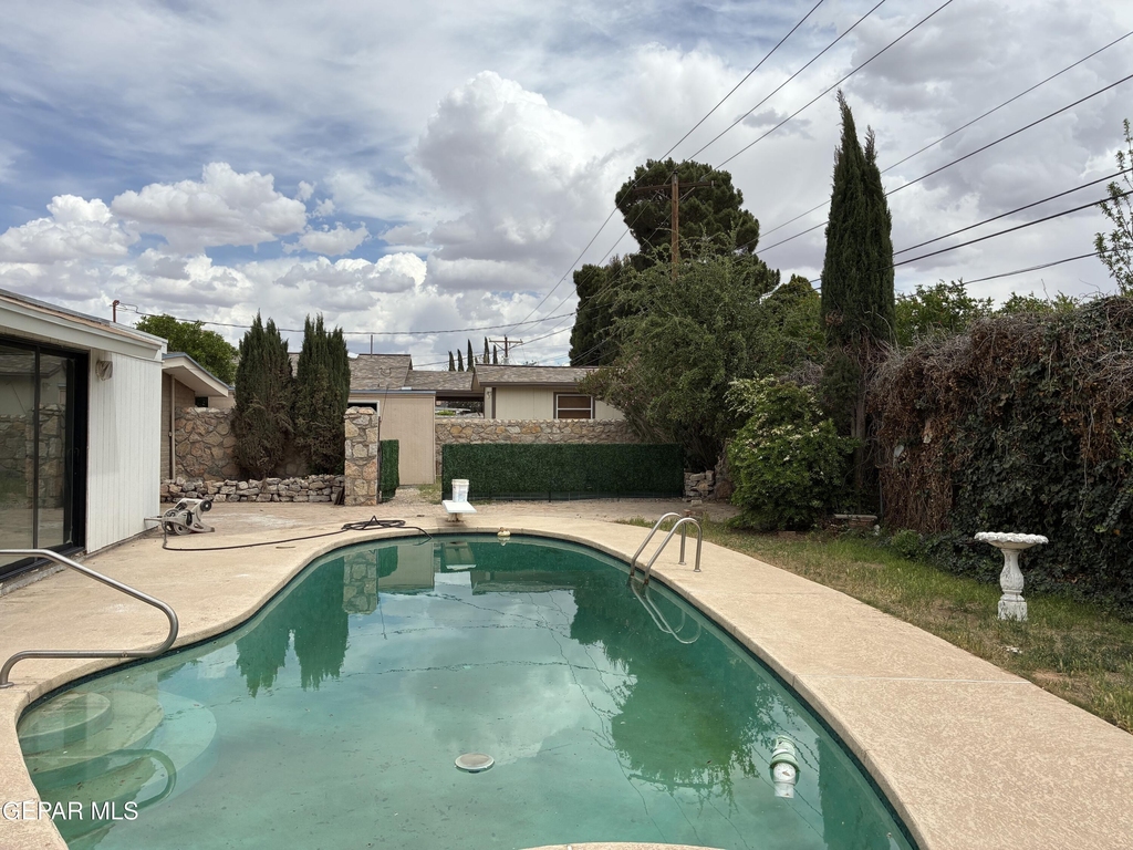 8316 W H Burges Drive - Photo 17