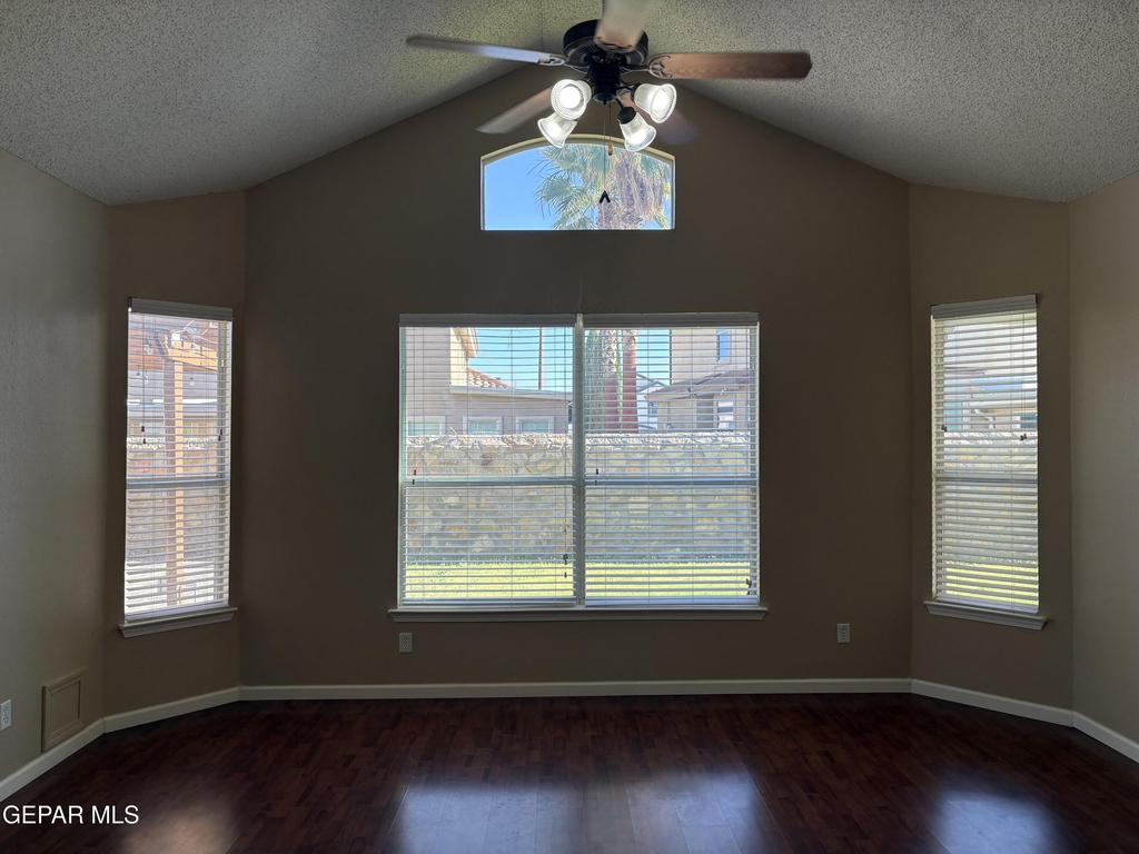 12421 Paseo De Arco Court - Photo 18