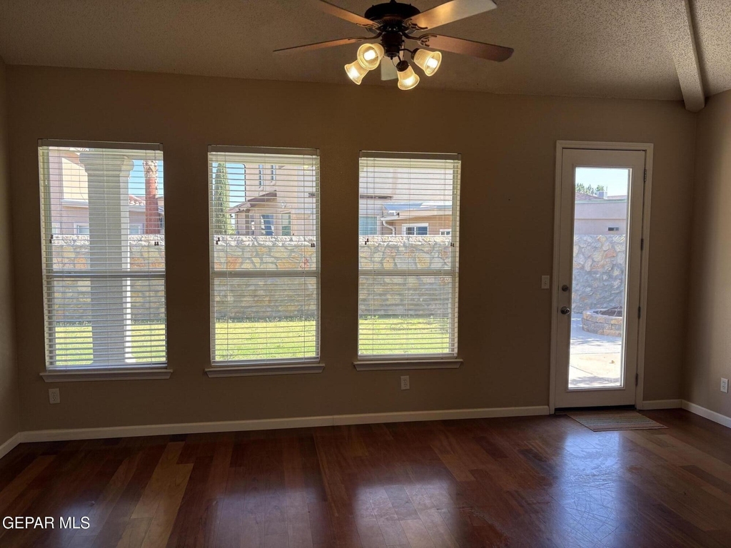 12421 Paseo De Arco Court - Photo 13