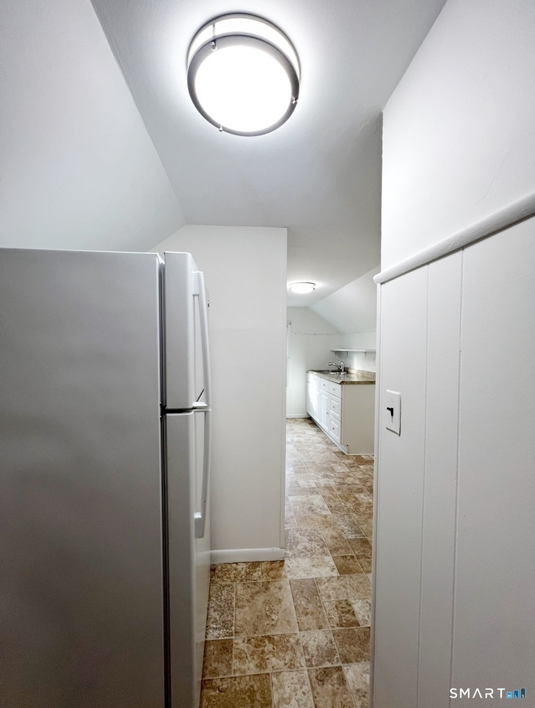 106 Lafayette Street - Photo 4