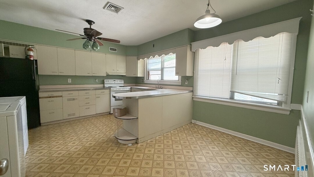 223 High Street - Photo 9