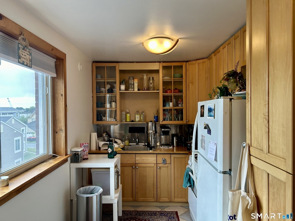 4 Van Zant Street - Photo 3