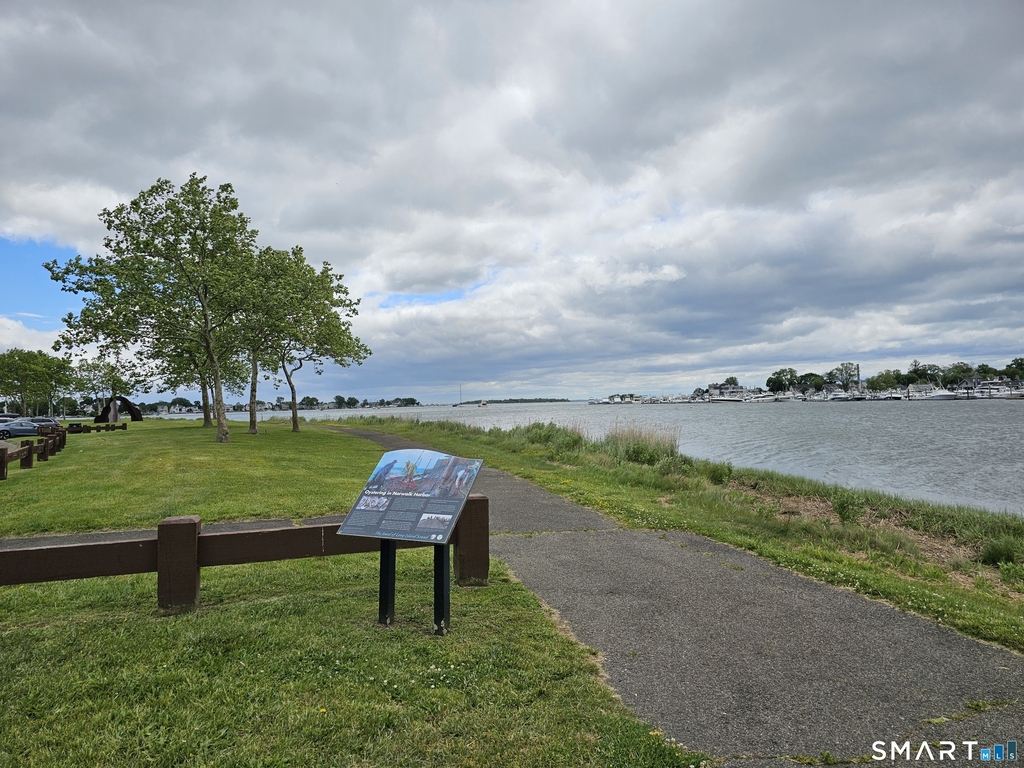 4 Van Zant Street - Photo 15
