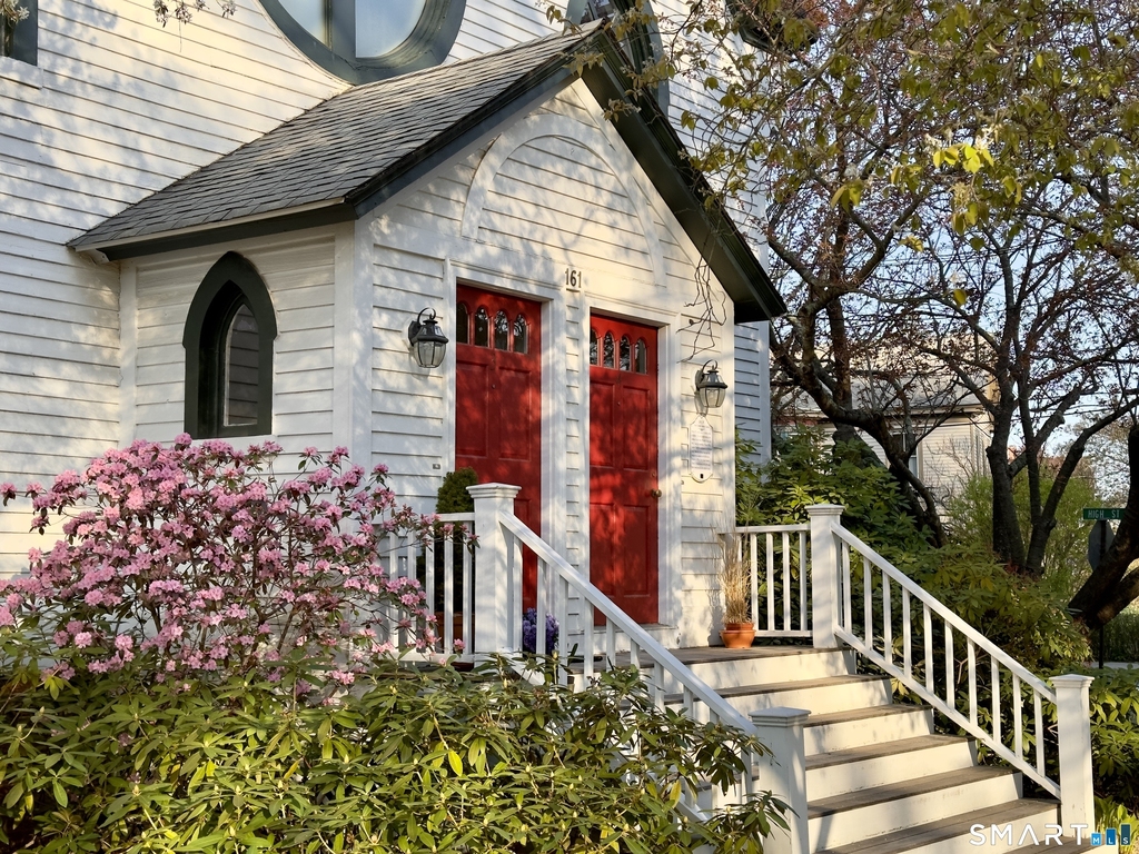 161 Whitfield Street - Photo 0