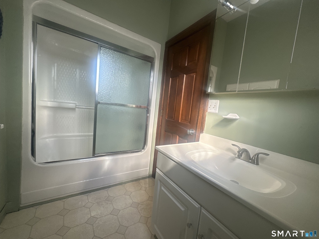 136 Mckinley Avenue - Photo 6