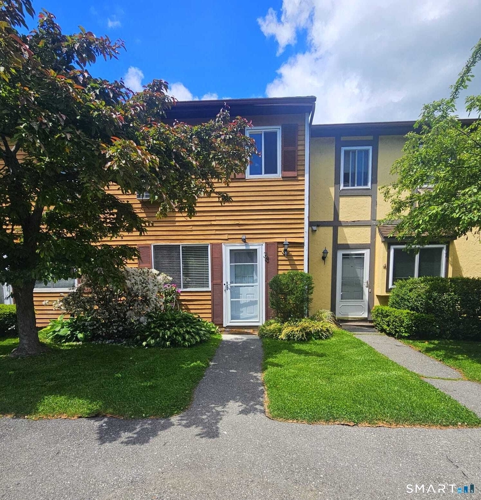 24 East Avenue - Photo 0