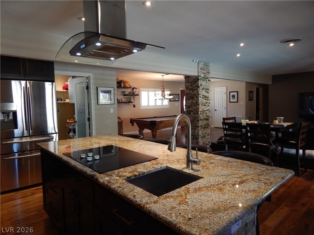 2712 W Oakey Boulevard - Photo 2