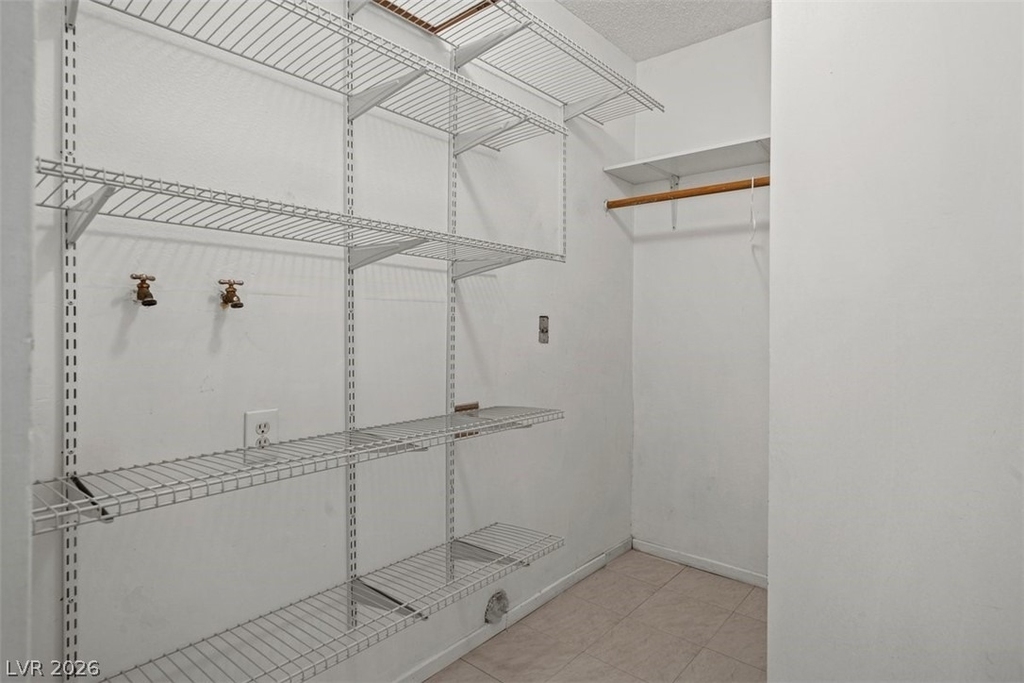 245 Meyers Avenue - Photo 14