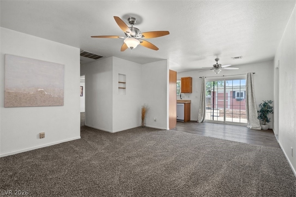 245 Meyers Avenue - Photo 0