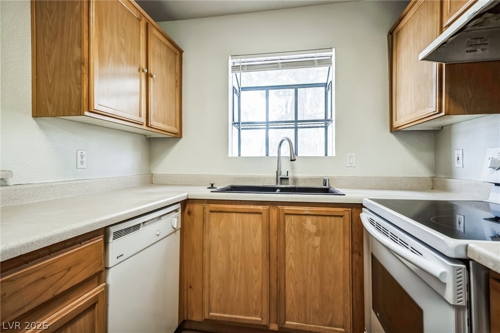 2978 Juniper Hills Boulevard - Photo 7