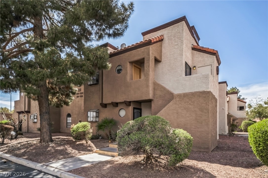 2978 Juniper Hills Boulevard - Photo 1