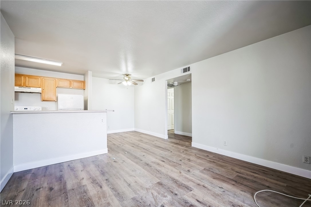 2978 Juniper Hills Boulevard - Photo 2