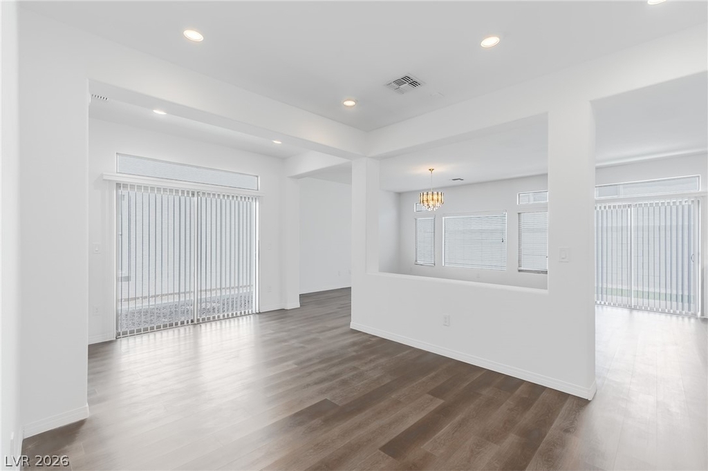 638 Great River Avenue - Photo 5