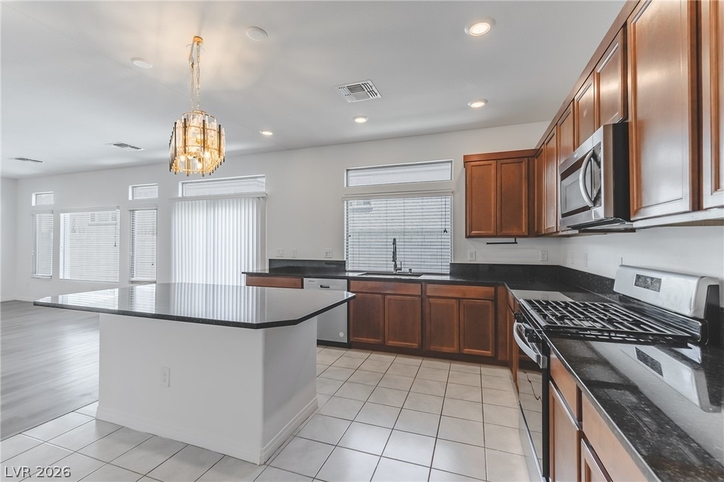 638 Great River Avenue - Photo 9