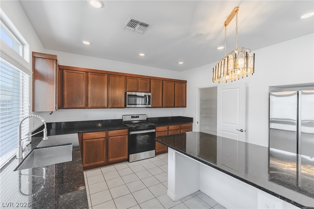 638 Great River Avenue - Photo 8