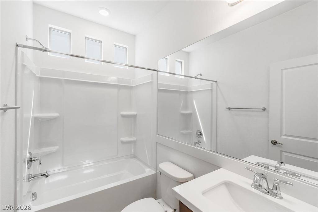 638 Great River Avenue - Photo 12