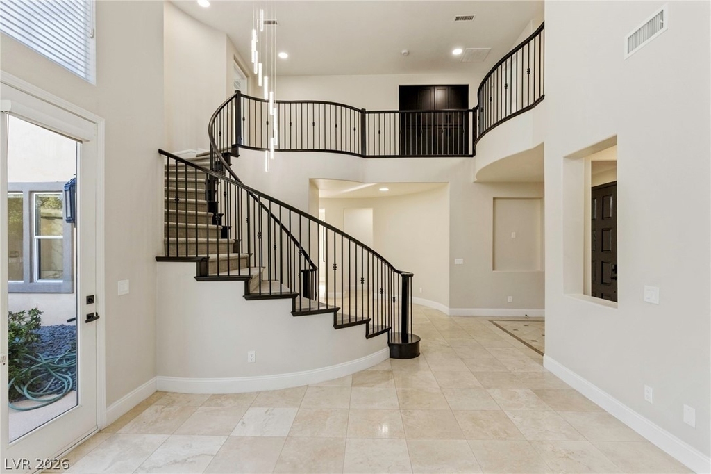 2462 Hollow Rock Court - Photo 9