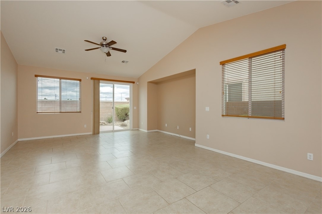 11220 Robin Park Avenue - Photo 5