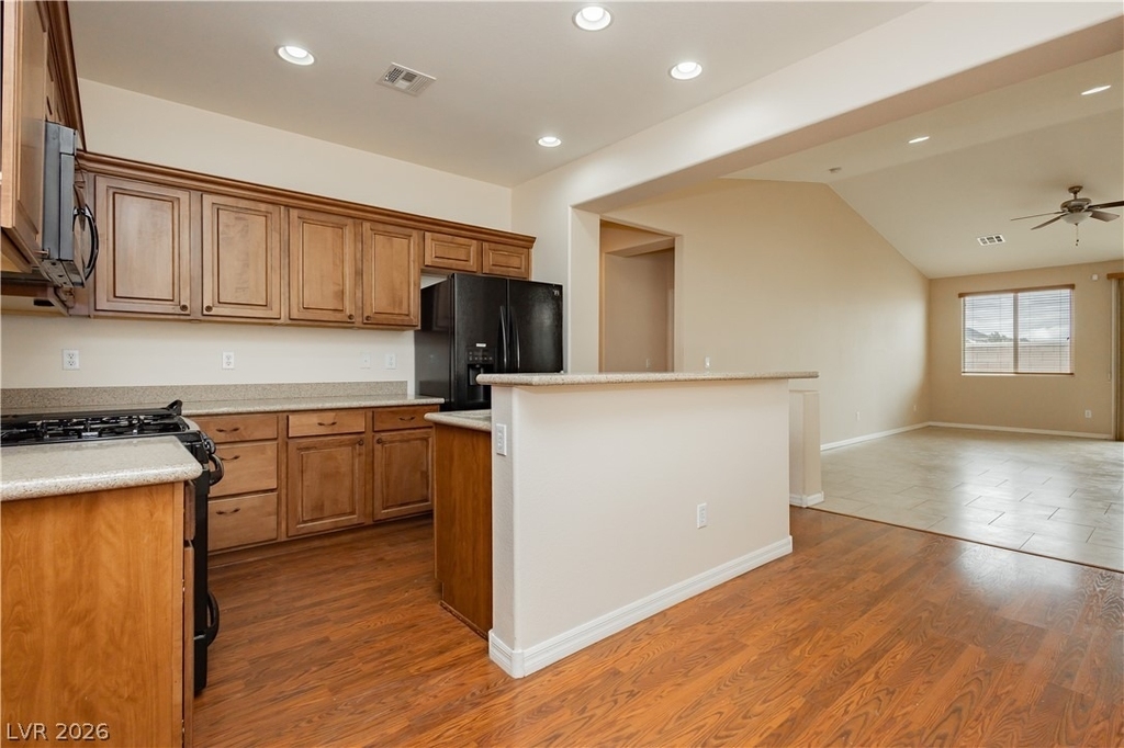 11220 Robin Park Avenue - Photo 14