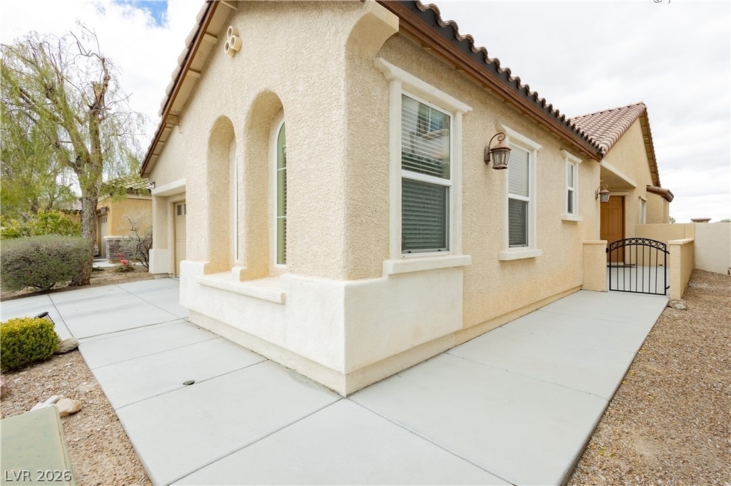 11220 Robin Park Avenue - Photo 4