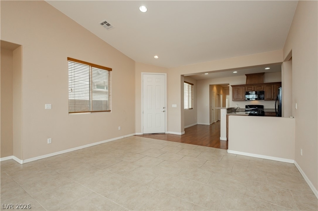 11220 Robin Park Avenue - Photo 9
