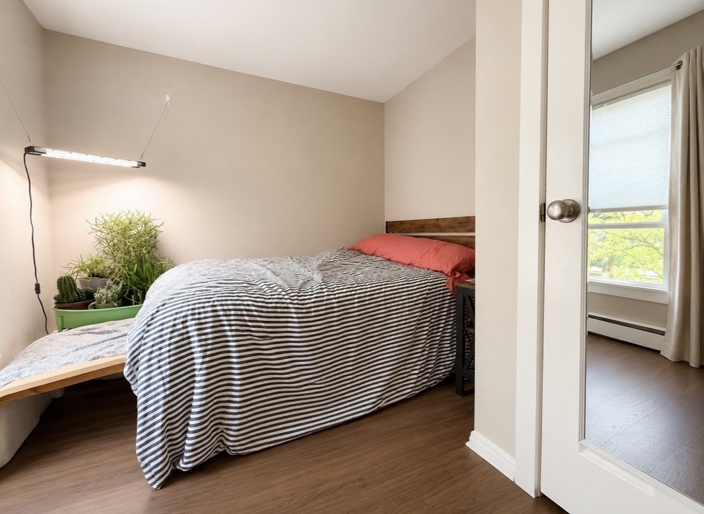 143 Harrison Street - Photo 4