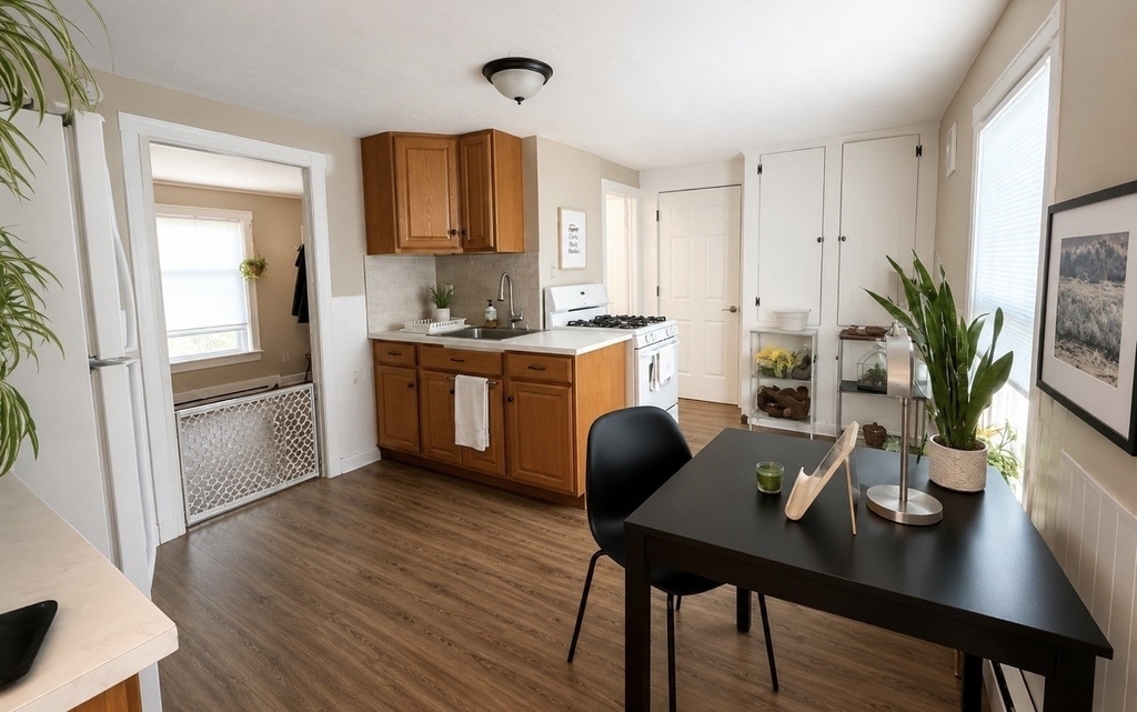 143 Harrison Street - Photo 3