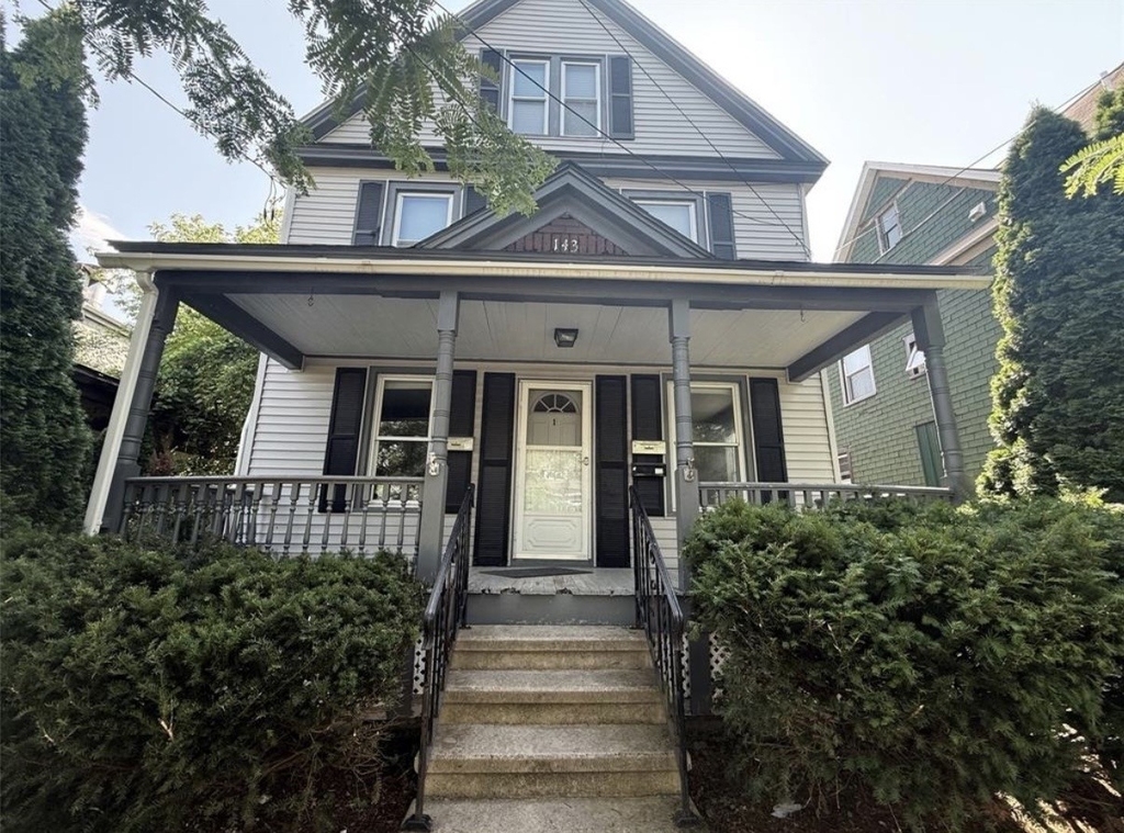 143 Harrison Street - Photo 0