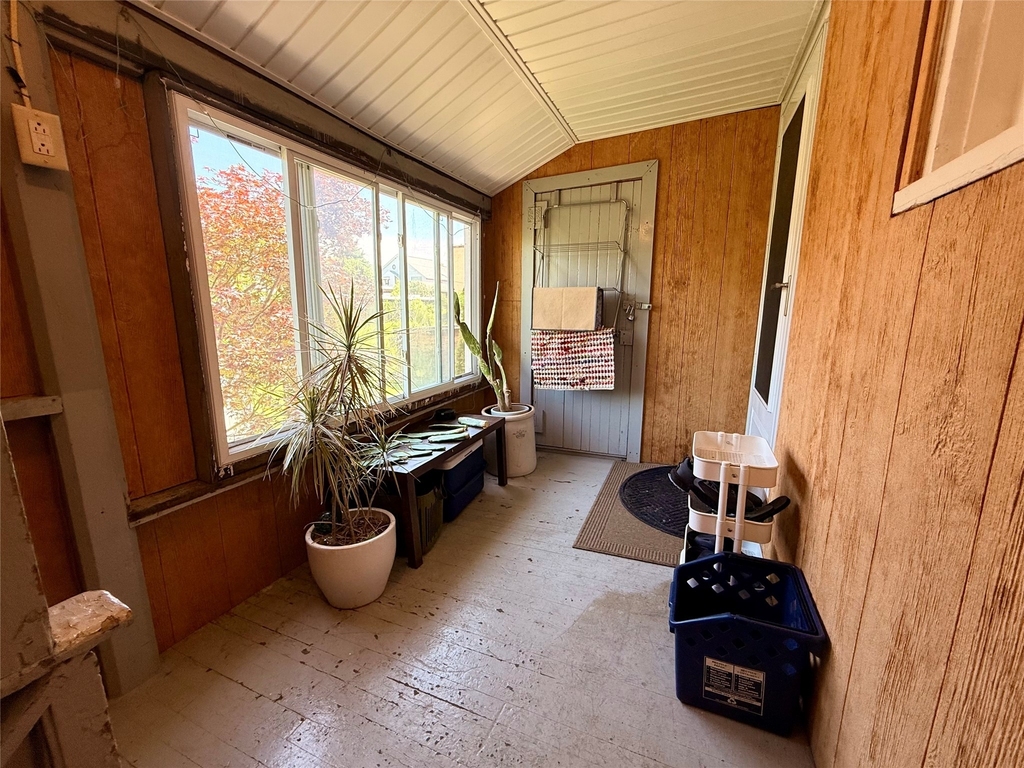 143 Harrison Street - Photo 8