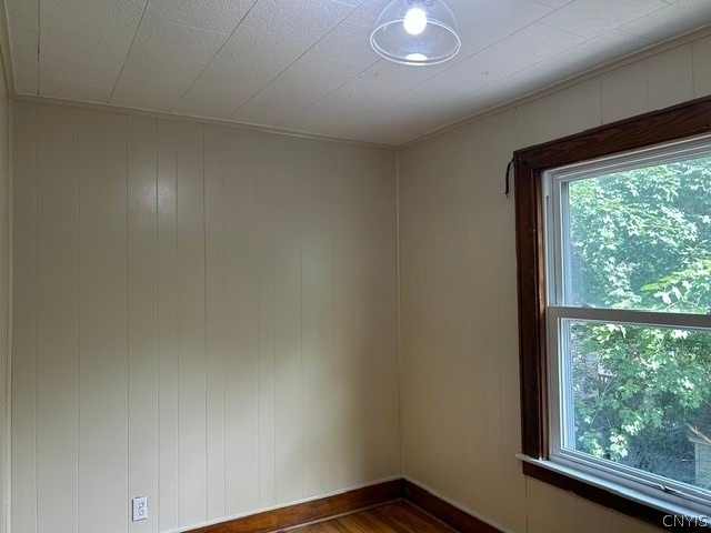 439 Valley Drive S - Photo 11