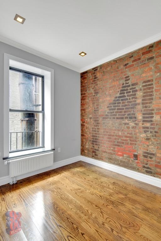 East 13th Street - Photo 3