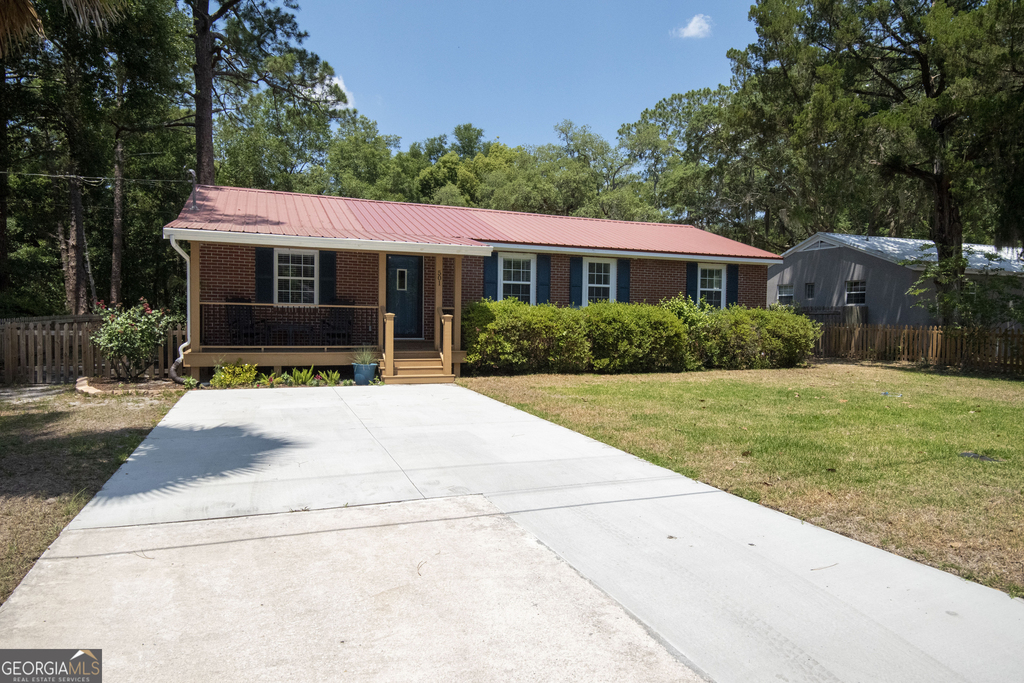 501 Bailey Street - Photo 1