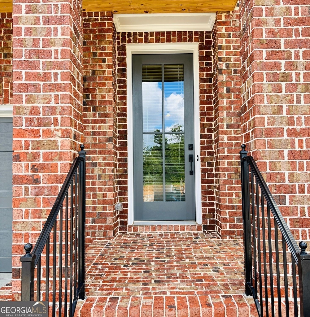 657 Summit Hill Way - Photo 1