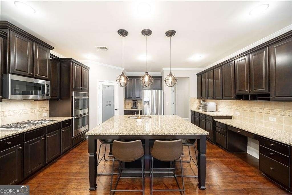 7740 Stratford Lane - Photo 8