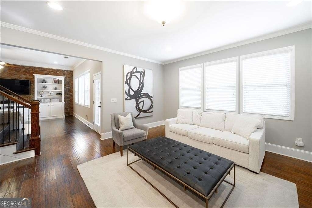7740 Stratford Lane - Photo 4