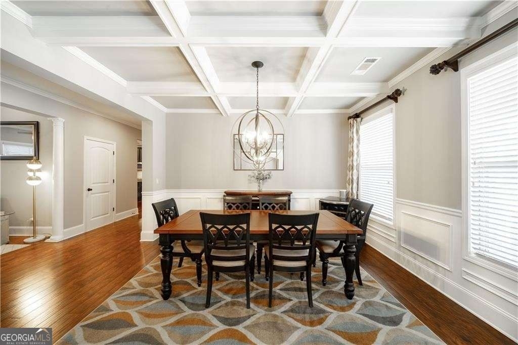 7740 Stratford Lane - Photo 2