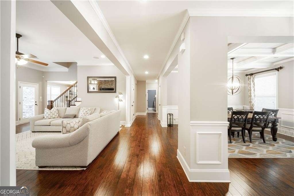 7740 Stratford Lane - Photo 3