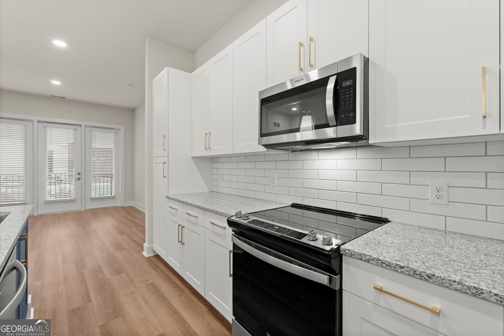2648 Sandy Plains Road - Photo 7