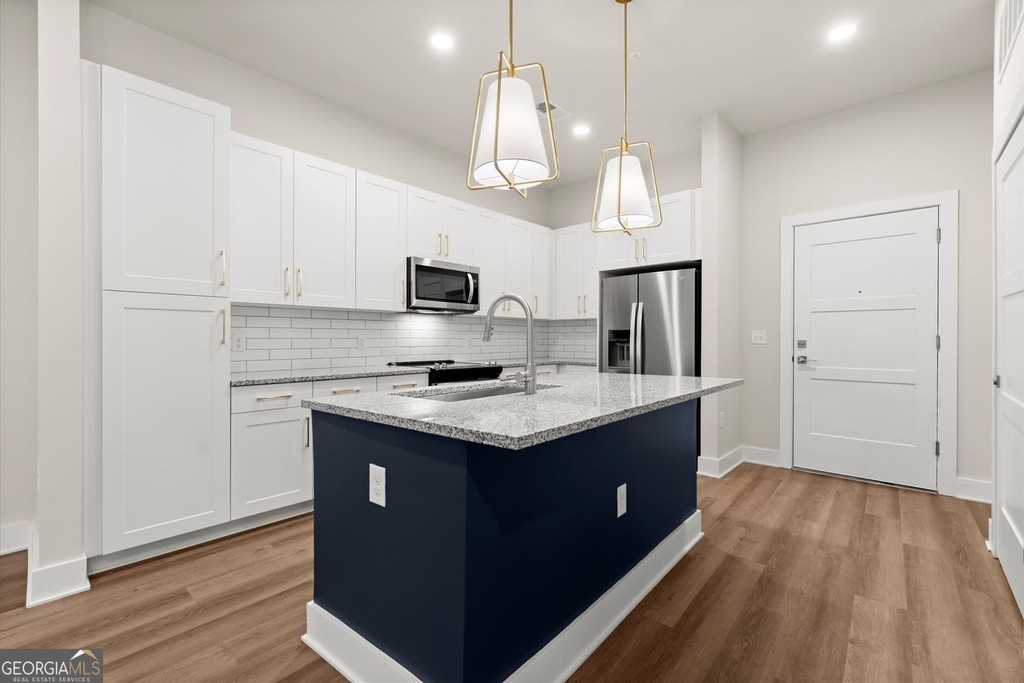 2648 Sandy Plains Road - Photo 3
