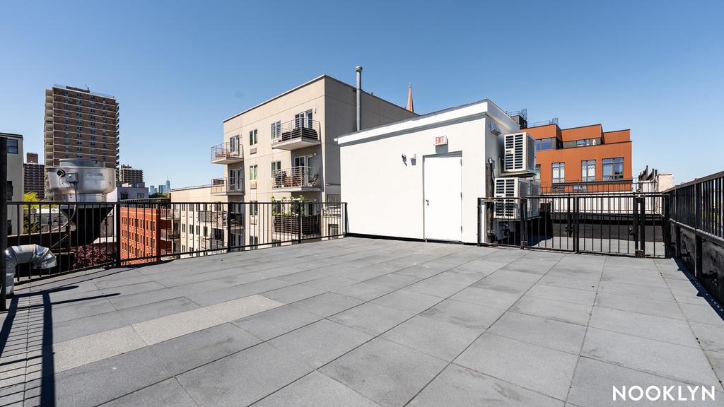 129 Graham Avenue - Photo 19
