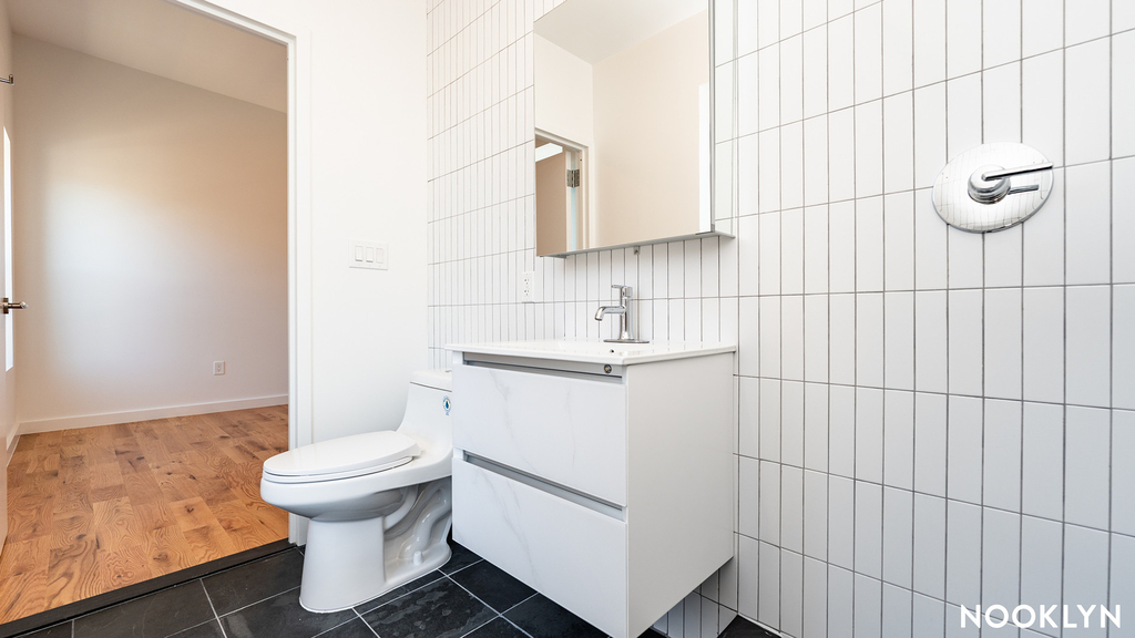 129 Graham Avenue - Photo 13
