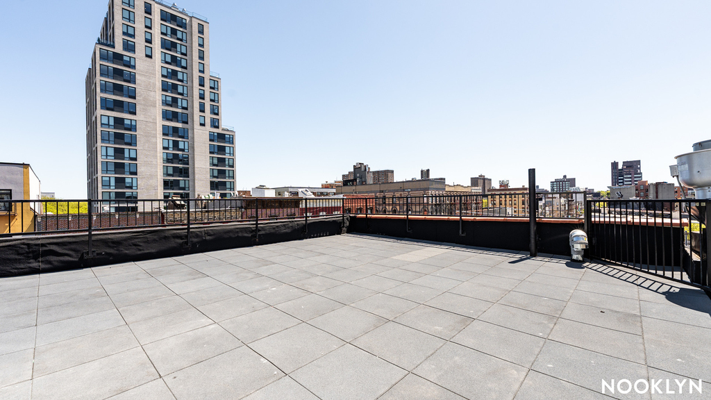 129 Graham Avenue - Photo 18