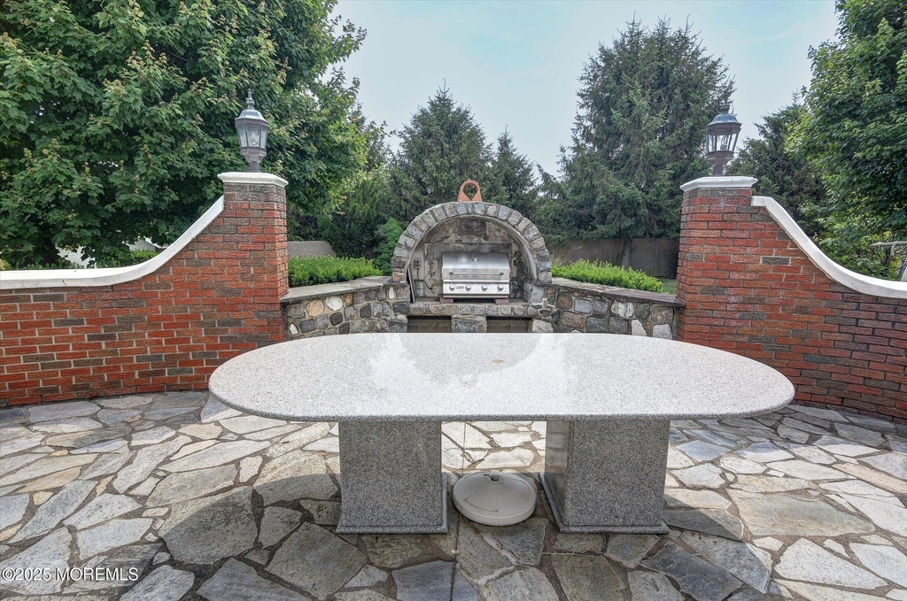 418 Atlantic Avenue - Photo 8