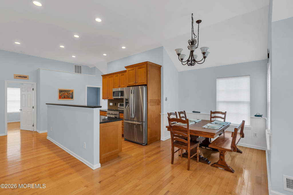 412 Broadway - Photo 12