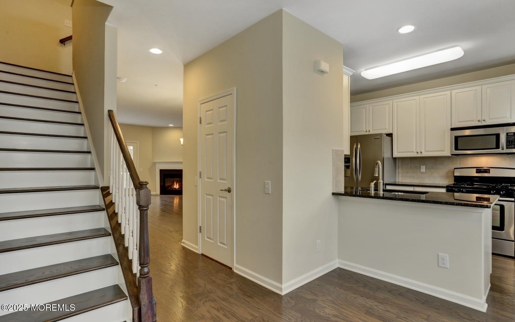 146 Waypoint Drive - Photo 7