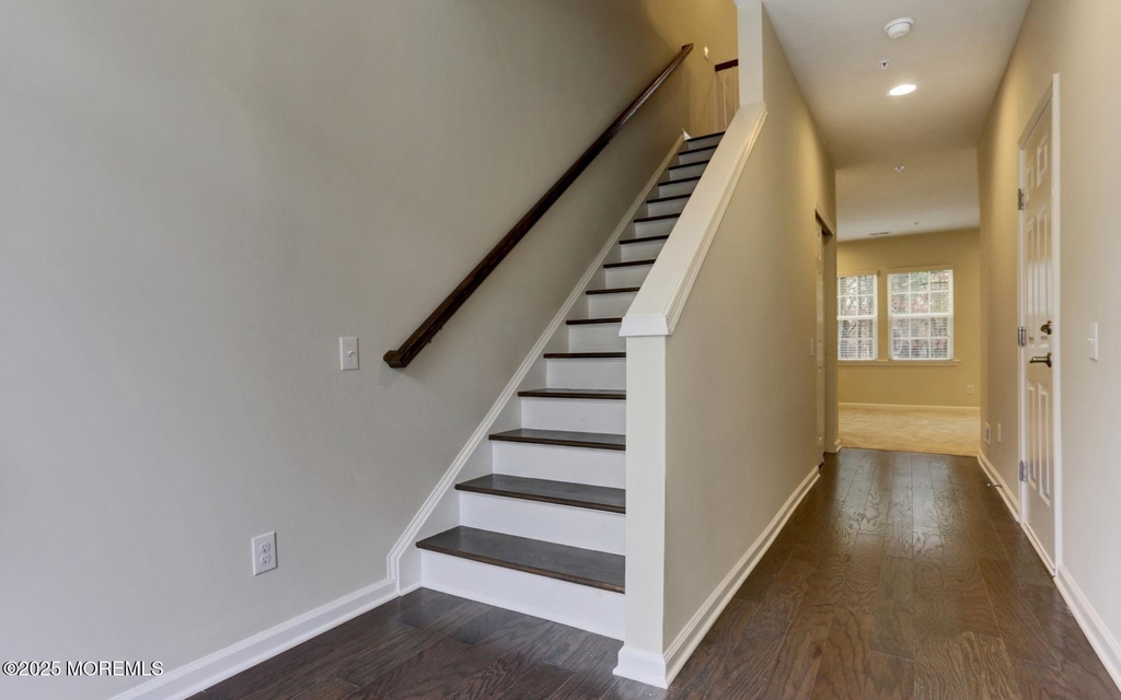 146 Waypoint Drive - Photo 1