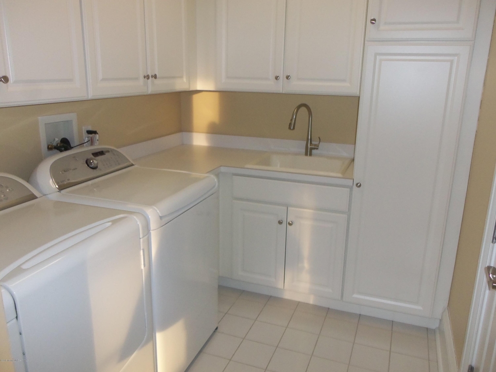 1021 Oval Road - Photo 16