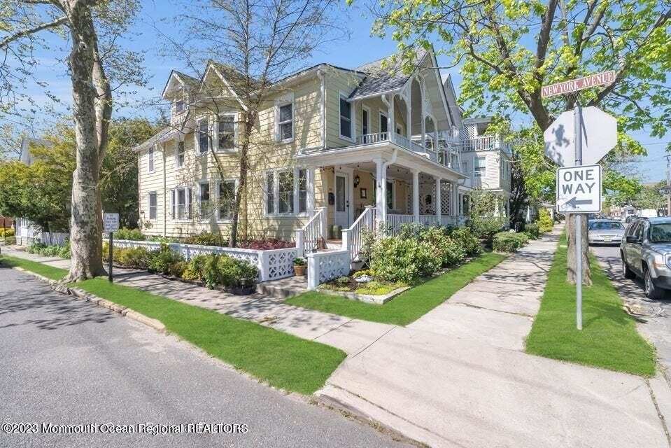 80 Heck Avenue - Photo 1